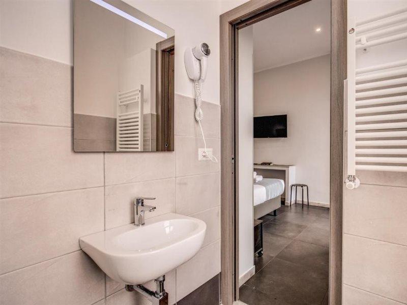 Floor 6 By Dot Suites Рим Экстерьер фото