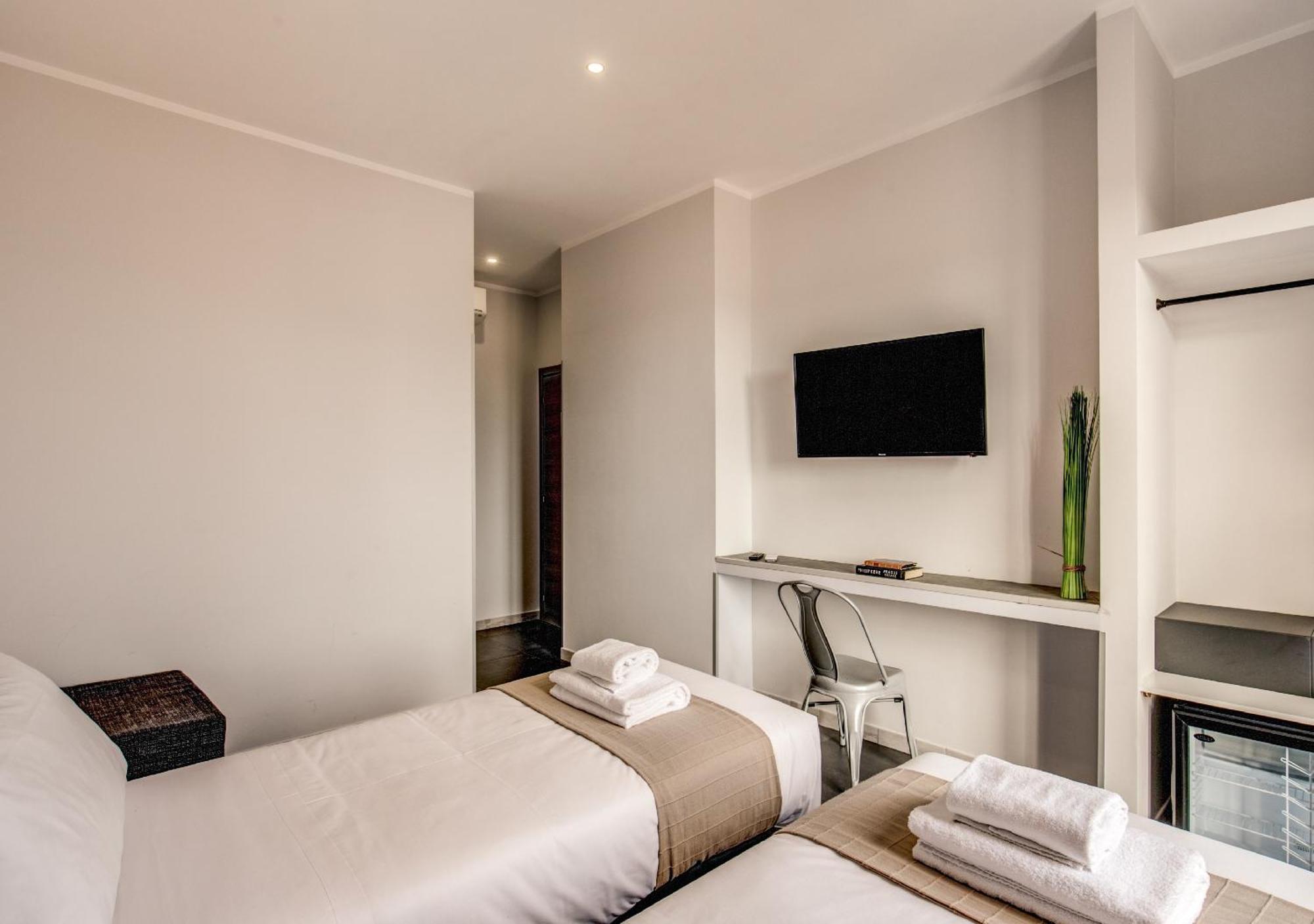 Floor 6 By Dot Suites Рим Экстерьер фото